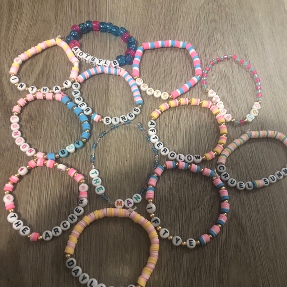 Set of 12 “Lover” Taylor swift eras tour bracelet set - Picture 1 of 3